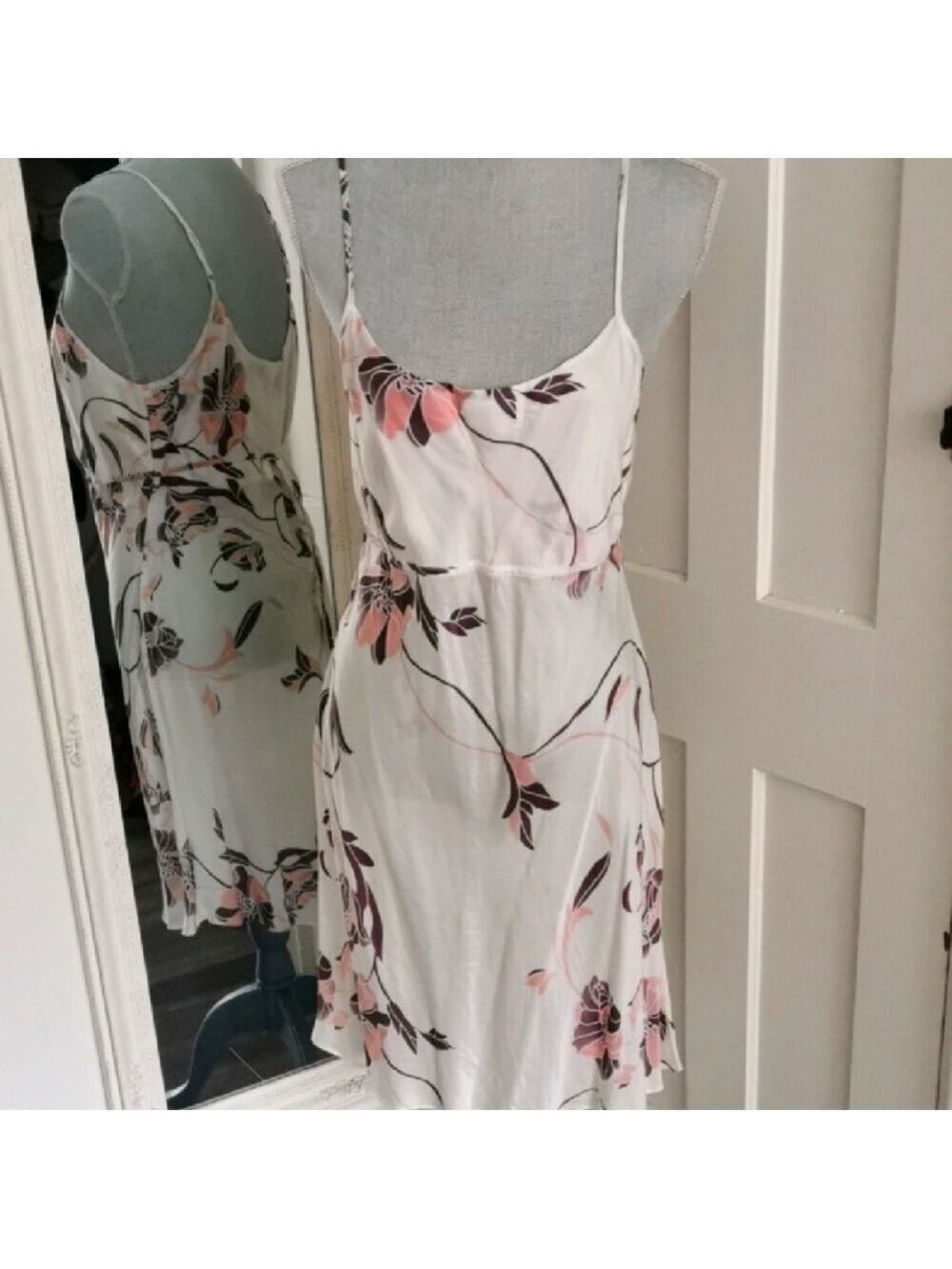 Vintage floral silk slipdress, lingerie, nighty, beachy, boho. Size M